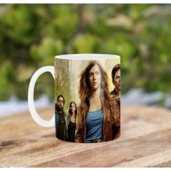 Revolution Billy Burke Tracy Spiridakos Mt Tazza