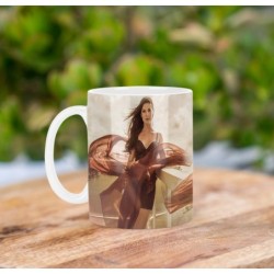 Amanda Cerny Mt Tasse