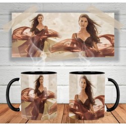 Amanda Cerny Mt Tasse