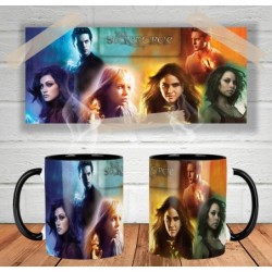 The Secret Circle Britt Robertson Phoebe Tonkin Mt Taza
