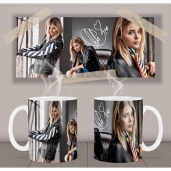 Chloe Grace Moretz Mv Taza