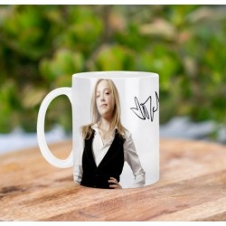 Dakota Fanning Mt Taza